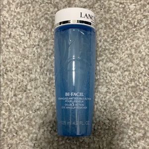 Bifacil makeup remover